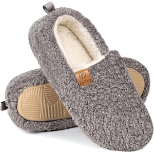 EverFoams Women’s Soft Curly Slippers Memory Foam Lightweight House Shoes(Grey)